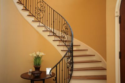 Make Your Staircase More Stylish!